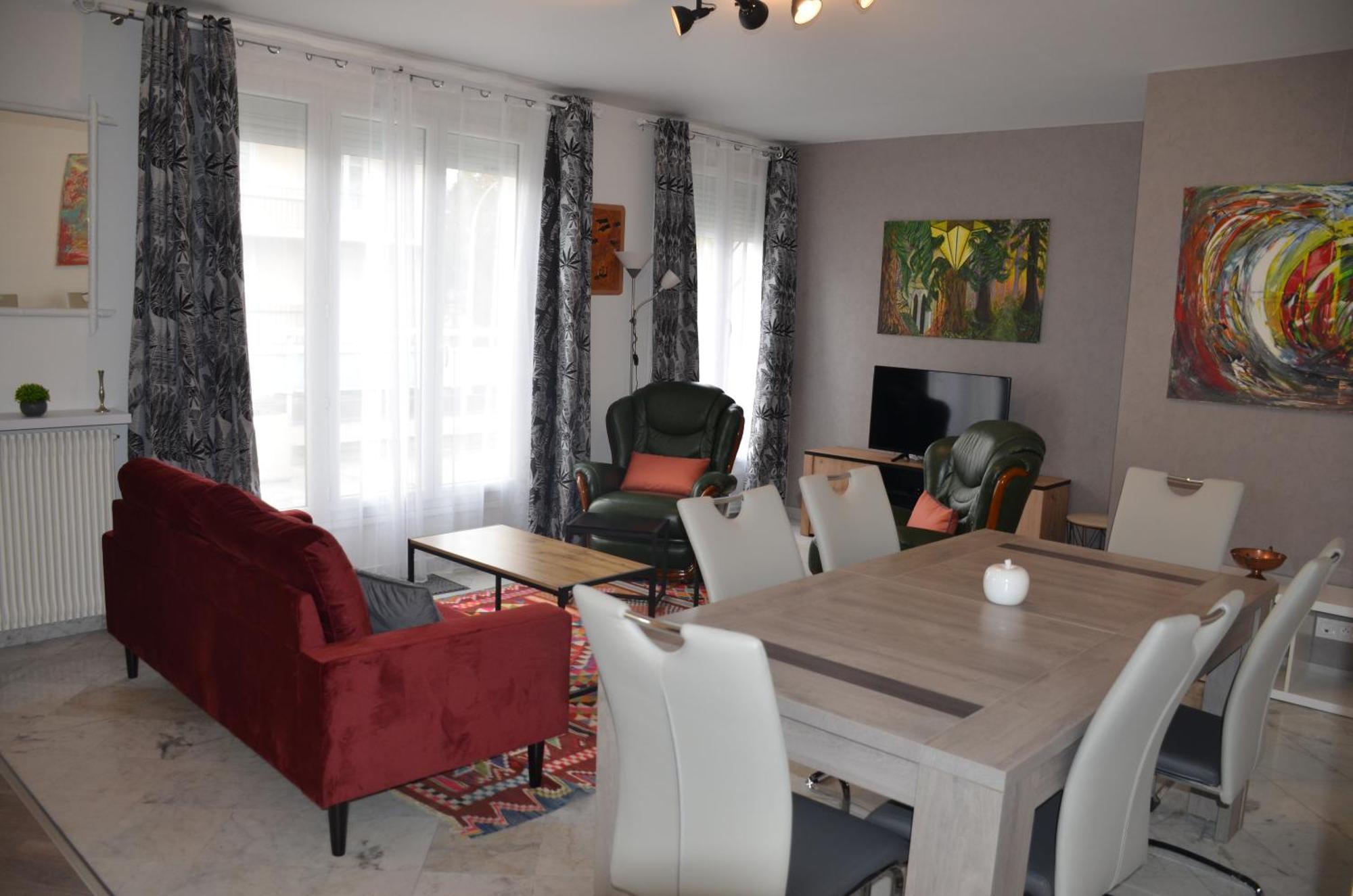 Spacious Flat Close To The Railway Station Troyes Szoba fotó