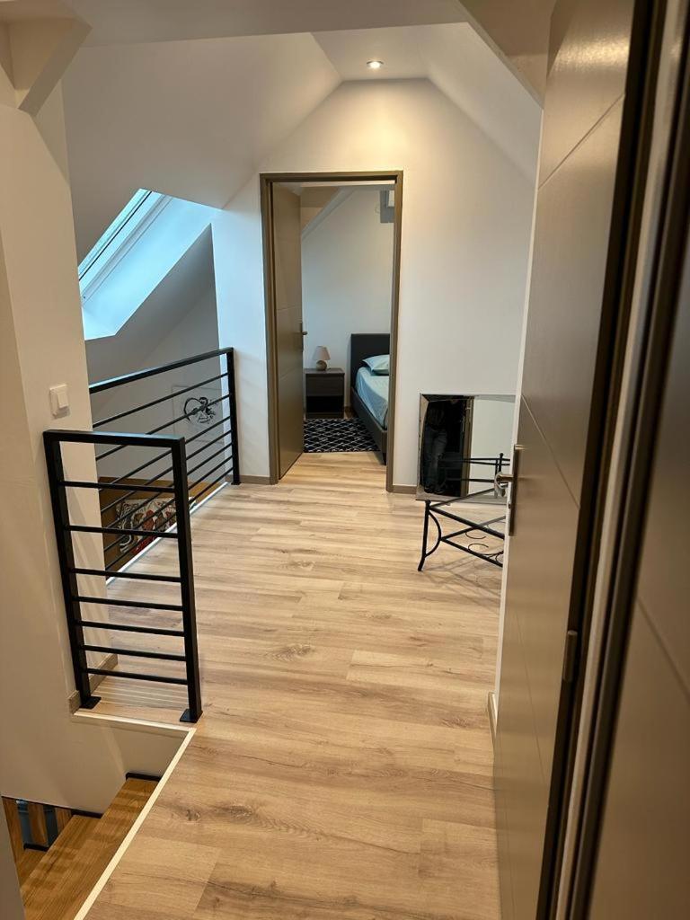Spacious Flat Close To The Railway Station Troyes Szoba fotó