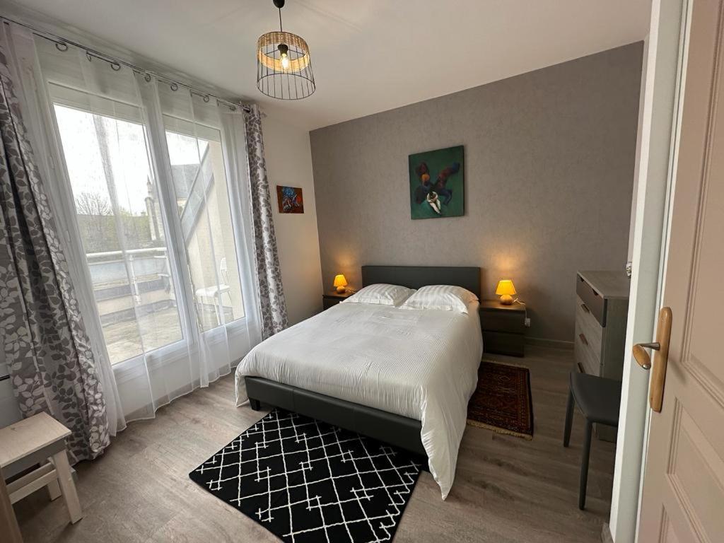 Spacious Flat Close To The Railway Station Troyes Szoba fotó