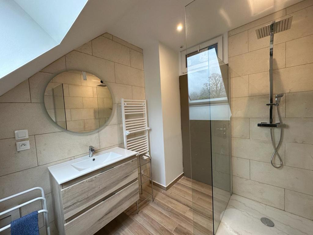 Spacious Flat Close To The Railway Station Troyes Szoba fotó