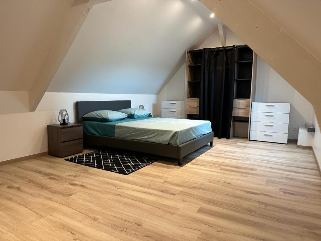 Spacious Flat Close To The Railway Station Troyes Szoba fotó